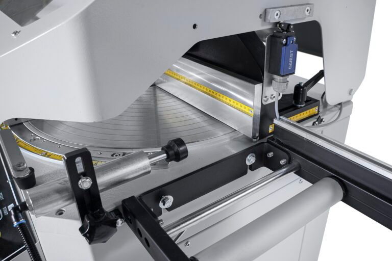 SC 403 Tam Avtomatik Alüminium və PVC Alt Çıxışlı Kəsmə Dəzgahı (Ø600 və Ø650 mm)