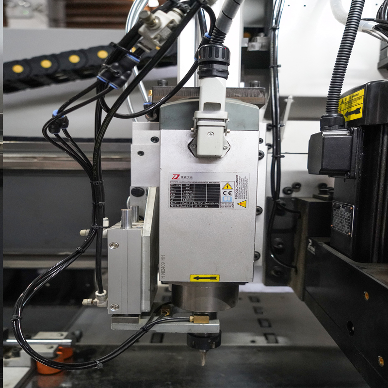 CD-612 CNC Altı Yönlü Delme Makinesi (Tekli Delme Paketi)