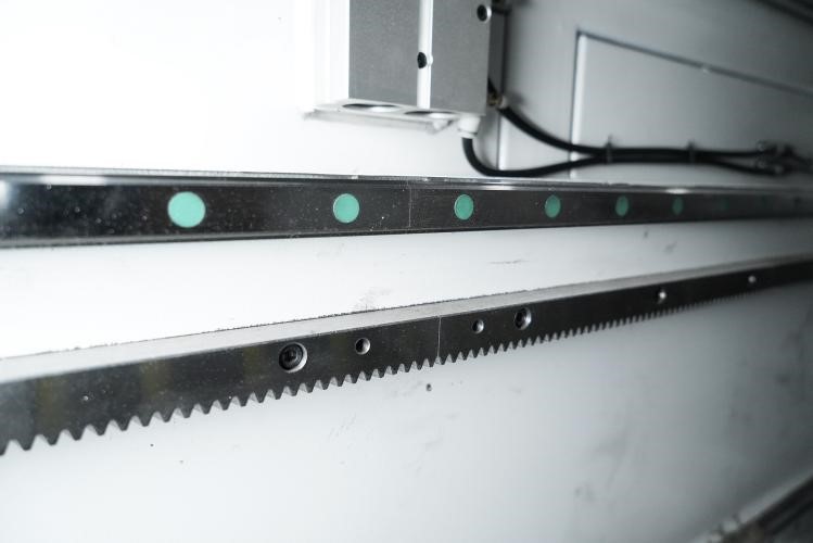 KHM-608D Door and Cabinet Routing and Boring Center with Automatic Tool Change