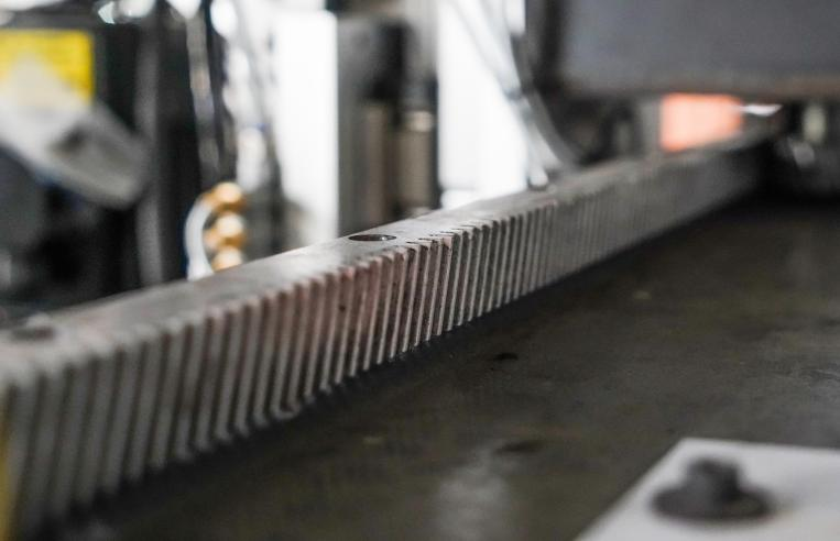 JIYU CD-612BS (7+2) CNC Altı Yönlü Delik Delme Makinesi, Çift Delme Paketleri ile